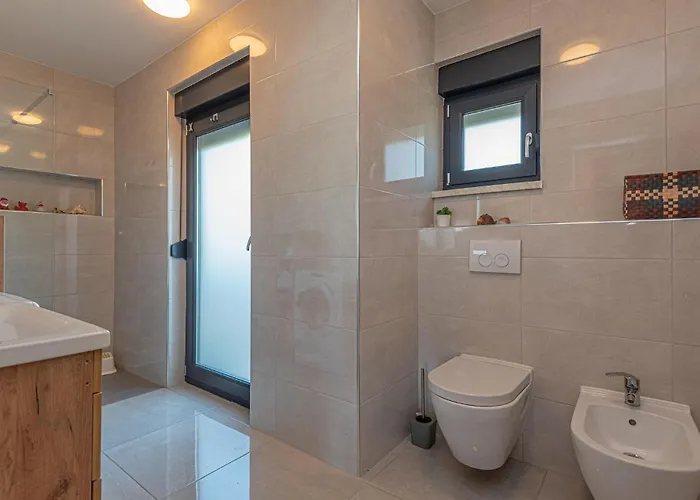 Amazing In With Wifi فوديس